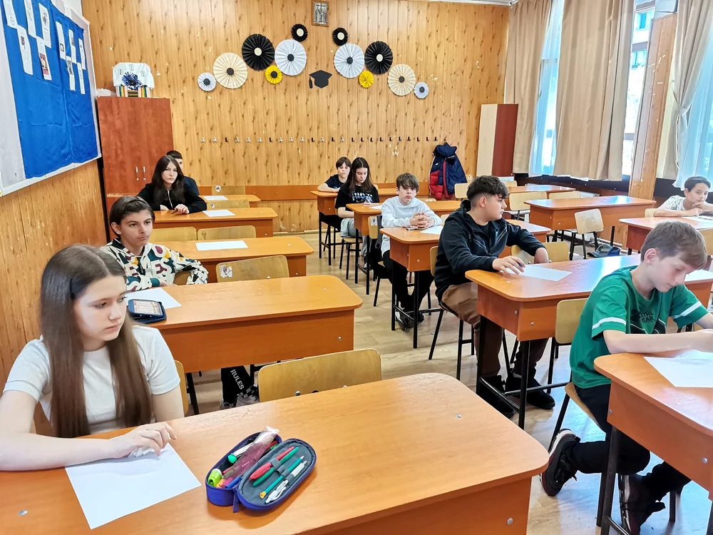 Elevii au venit la școală pregătiți pentru concursul „Disney Cup” FOTO: Alina Mitran