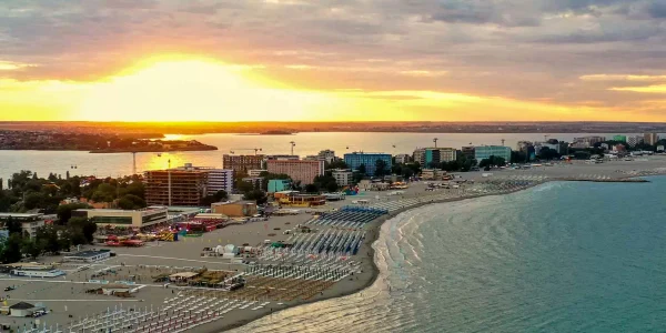 Plaja Mamaia FOTO Discover Dobrogea webp