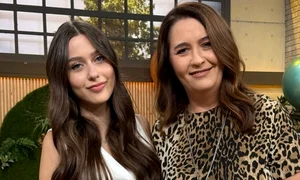 amalia nastase si fiica ei emma la vorbeste lumea jpg