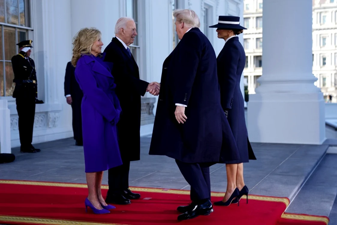 Joe și Jill Biden primesc viitorul cuplul prezidențial la Casa Albă FOTO EPA-EFE