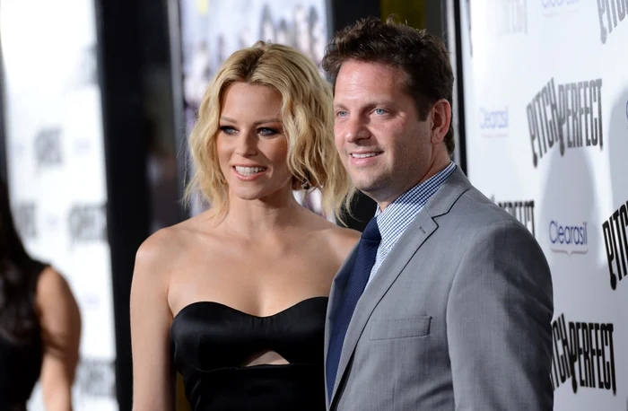 elizabeth banks si max handelman foot getty images