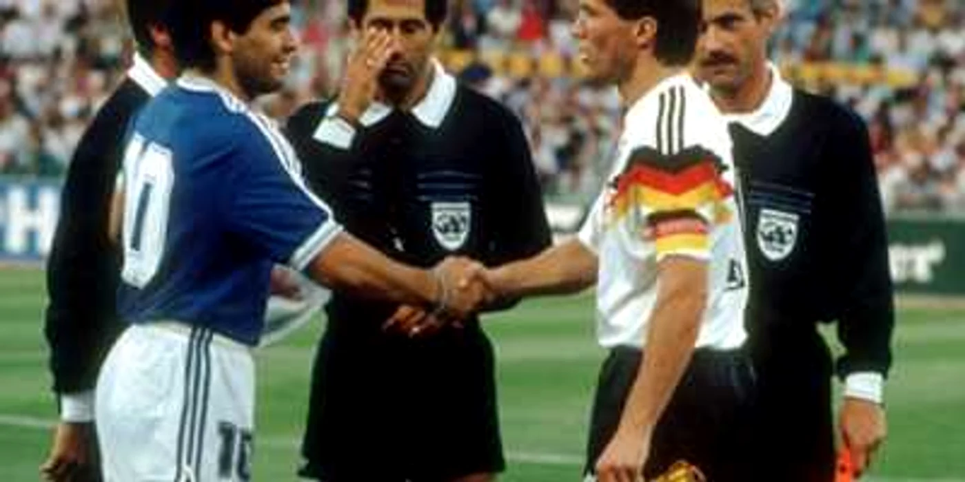 Finala din 1990
