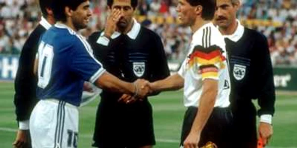 Finala din 1990