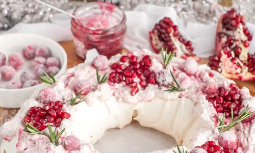 pavlova cu rodie jpeg