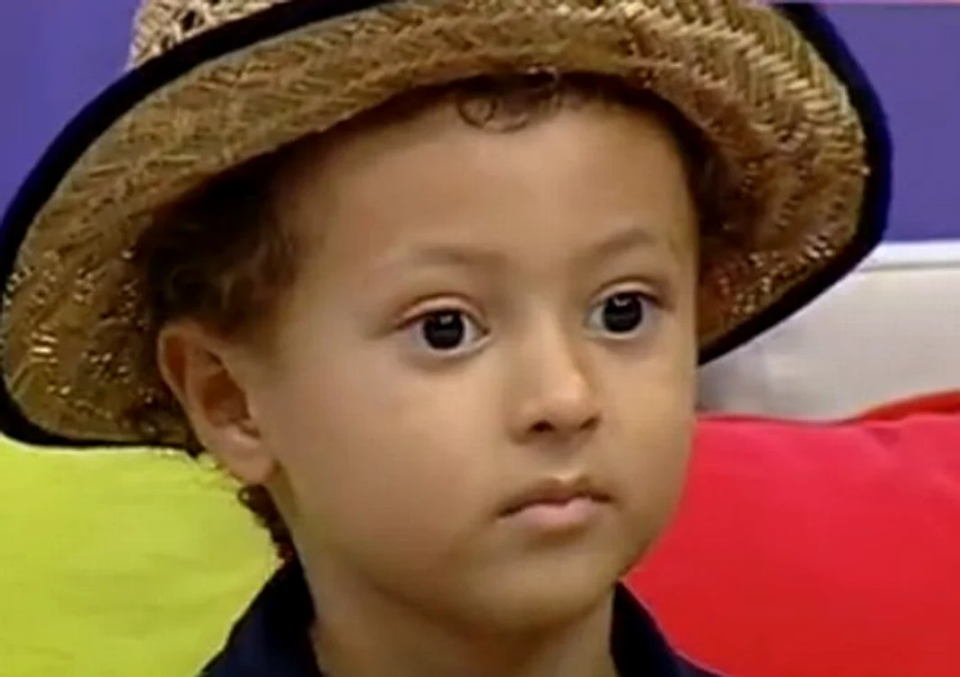 Noah, fiul Claudiei Pavel este un pu;ti foarte isteţ 