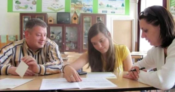 3 iulie, ultima zi pentru completarea opţiunilor în fişele de înscriere la liceu FOTO Adevărul
