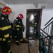 incendiu bloc foto ISU giurgiu jpg