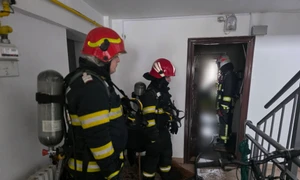 incendiu bloc foto ISU giurgiu jpg