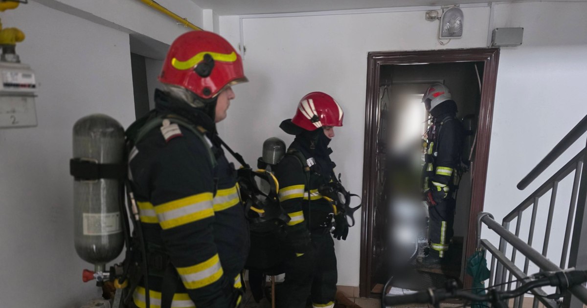 Incendiu într-un apartament din Slobozia: 19 persoane evacuate în siguranță