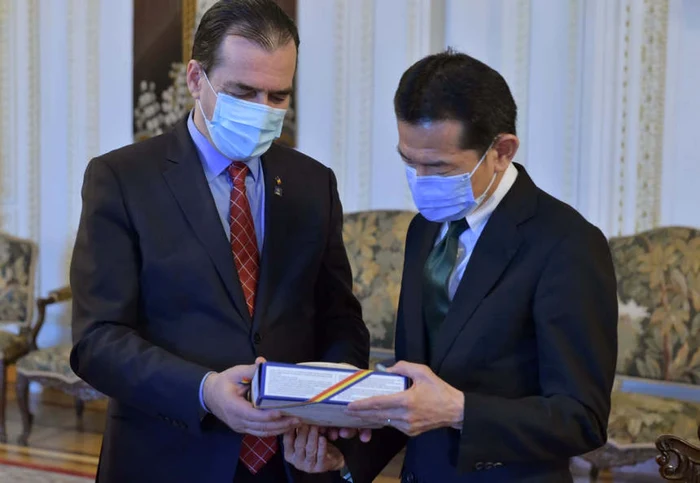 Ludovic Orban şi ambasadorul Japoniei la Bucureşti Hiroshi Ueda FOTO Facebook / Ludovic Orban