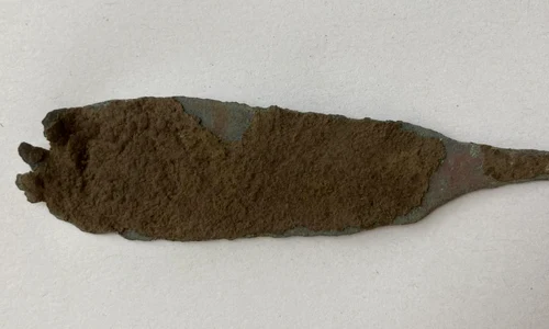 descoperire arheologica rara ce poveste ascunde obiectul de cupru vechi de 4 000 de ani gasit intr o pestera nu ne venea sa credem 933857 jpg