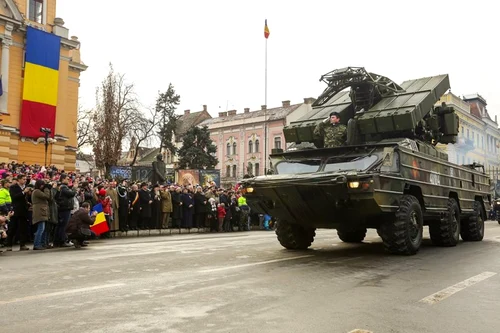 Parada militară de Ziua Armatei cluj. foto PCN