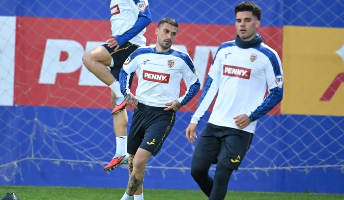 Nicolae Stanciu (stânga) și Ianis Hagi, gata pentru duelul cu Turcia (FOTO: Sportpictures)