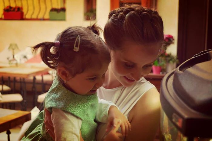 Oana Turcescu fetita Vera Ilinca (9) jpeg