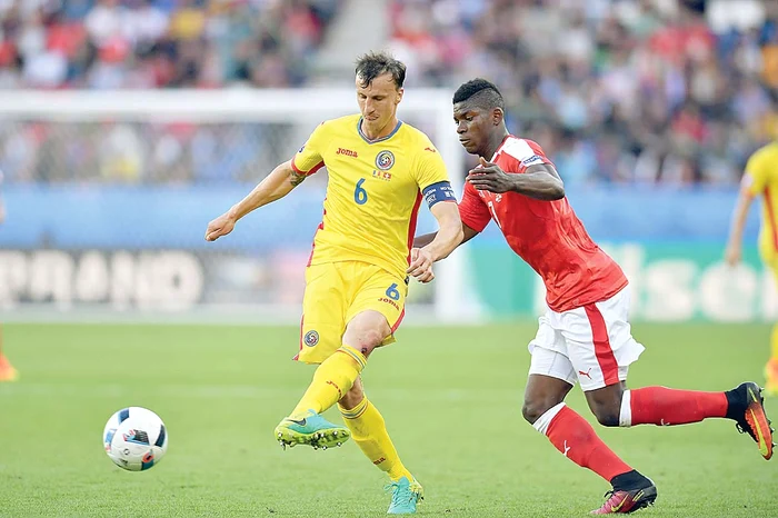 
     Chiricheş a fost  căpitanul României  la Euro 2016  