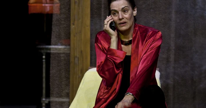 Maia Morgenstern în "Jubileul" FOTO Teatrul Metropolis