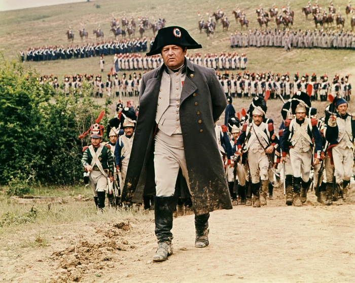 Rod Steiger l-a interpretat magistral pe Napoleon, în pelicula „Waterloo” regizată de Serghei Bondarciuk (1970)