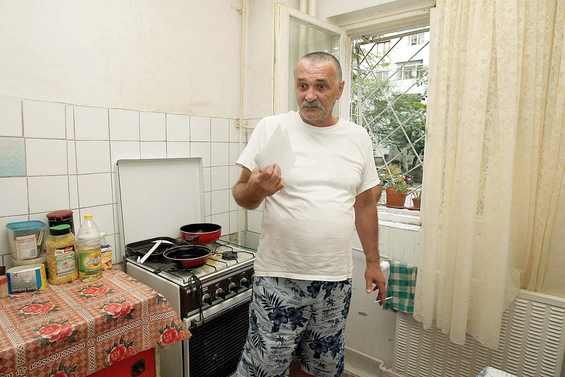 Vasile Vâlcan nu a fost pe lista celor 60 de invitaţi de la nunta actorului cu Adela Popescu