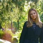 melinda lazarin doua universitati jpg