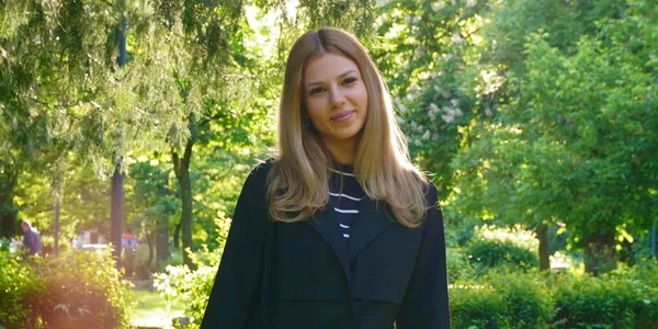 melinda lazarin doua universitati jpg