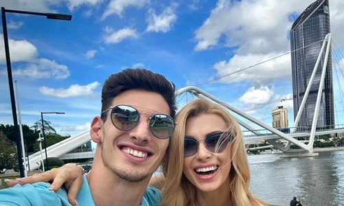 Andreea Bălan și Victor Cornea formează un cuplu de câteva luni Instagram 