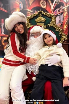 Mama și fiica au ajuns deja acasă la Moș Crăciun iar Erin a zâmbit mai tot timpul și nu își mai încăpea în piele de fericire