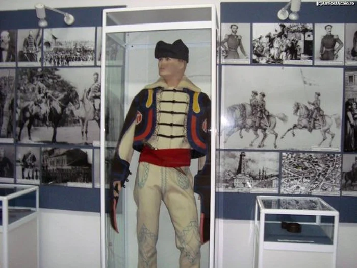 Uniforme poliţieneşti de la 1800