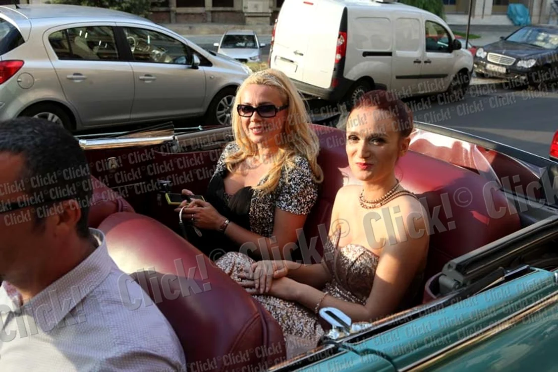 Carmen Negoiţă, cu un decolteu îndrăzneţ la premiera filmului "Grace de Monaco" (Foto:Sever Gheorghe)