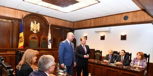 Igor Dodon si Vladimir Turcan presedinte.md