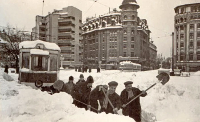 Deszăpezire în iarna anului 1954