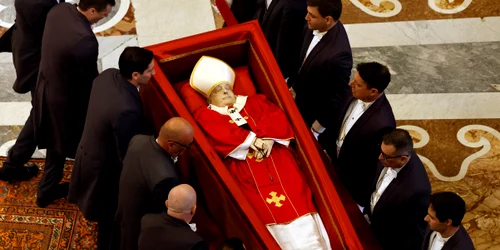 sicriu papa gettyimages jpg