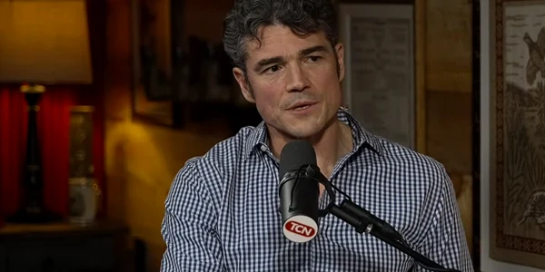 Josepk Kent captura YouTubeTuker Carlson png