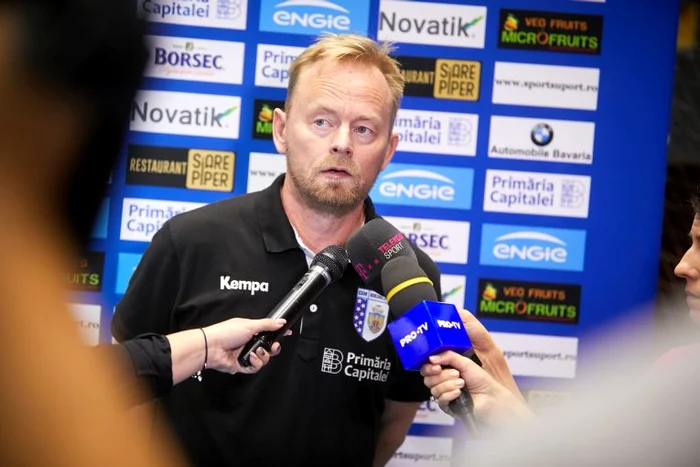 
    Andrenorul Magnus Johansson a fost demis de la CSM BucurestiFOTO: Sportpictures.eu  