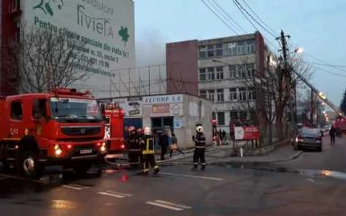 INCENDIU BUCURESTI SECTOR 2 FOTO ISU BIF