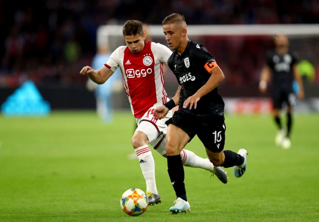 
    Răzvan Marin ar putea deveni campion al Olandei Foto: Guliver/ GettyImages  
