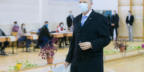 Alegeri parlamentare 2020 politicieni la vot presedinte Klaus Iohannis  FOTO Klaus Iohannis / Facebook