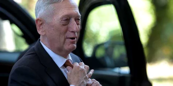 Secretarul american al Apararii James Mattis FOTO EPA-EFE