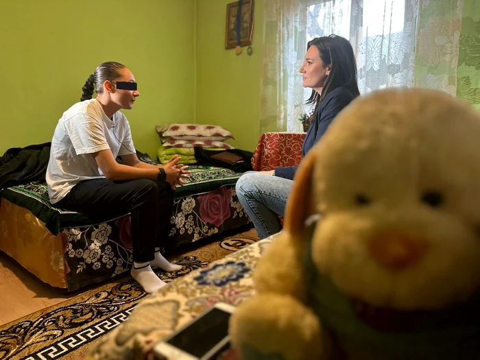 Oana are 15 ani și e campioană cu echipa de fotbal feminin
