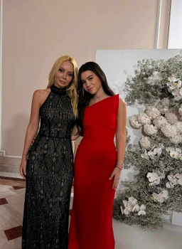 Daciana Sarbu și fiica ei, Irina Ponta, la nunta lui Valeriu Gheorghiță cu Monica Bîrlădeanu. FOTO: Instagram