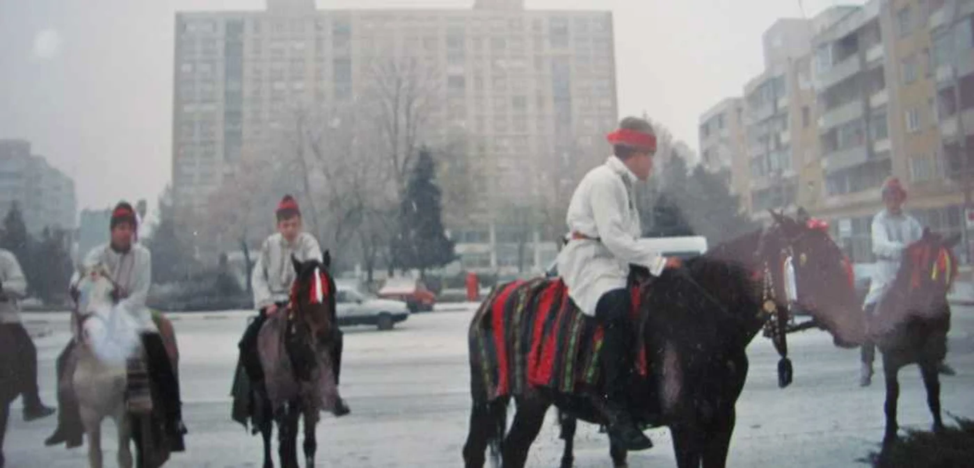 De Anul Nou cete de băieţi prezintă scene din viaţa haiducului Iancu Jianu