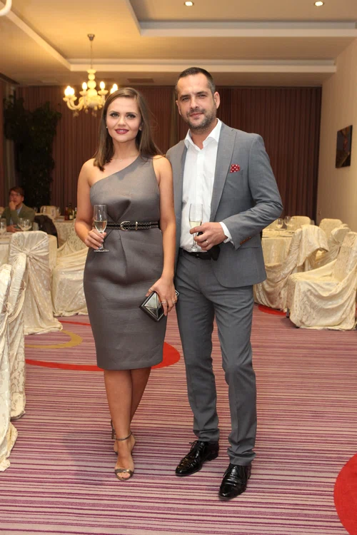 Mădălin Ionescu (45 de ani) și Cristina Șișcanu (30 de ani) s-au asortat la Radar de Media
