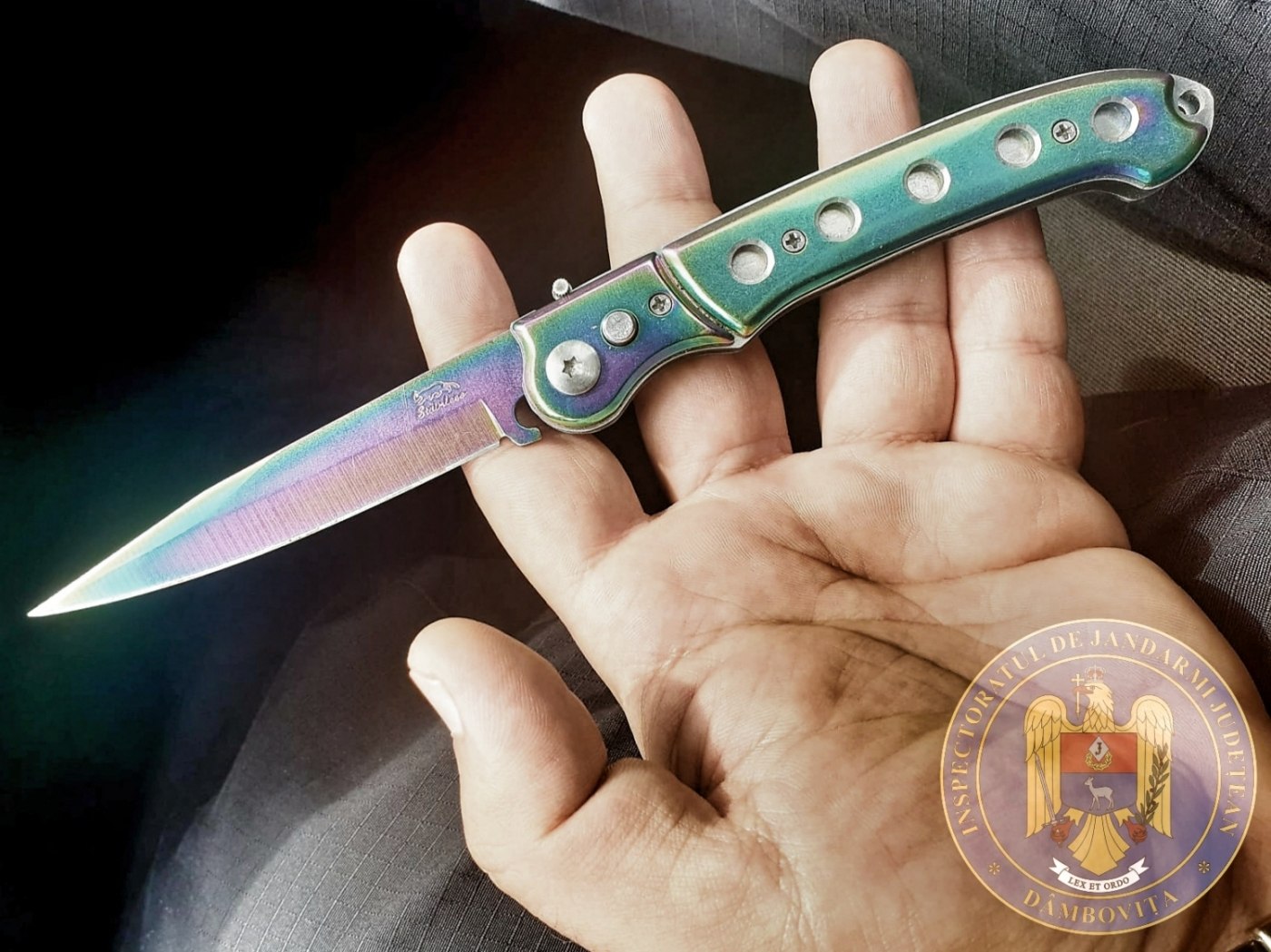 Incident la liceul din Constanța: Un elev de 14 ani a adus cuțitul la școală.