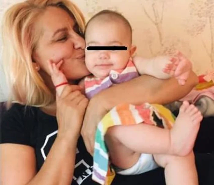 Nicola e „topită” după nepoțica ei Foto Facebook