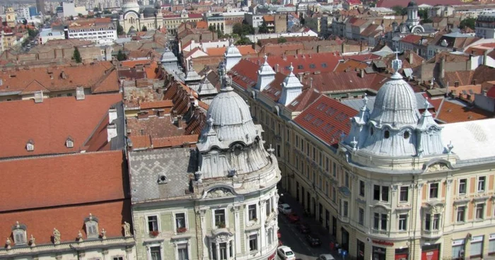 Strada în oglindă din Cluj, singura de acest gen din Europa  FOTO: Adevărul