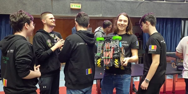 echipa robotica caragiale ploiesti