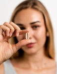 Cura cu suplimente de colagen benefica sau periculoasa  Sursa foto shutterstock 2230350637 jpg