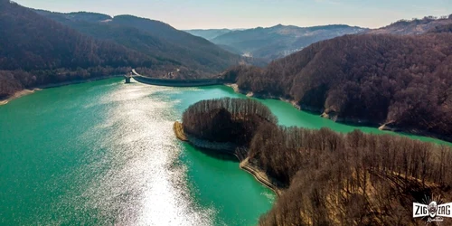 lacul paltinu foto ziga zag prin românia