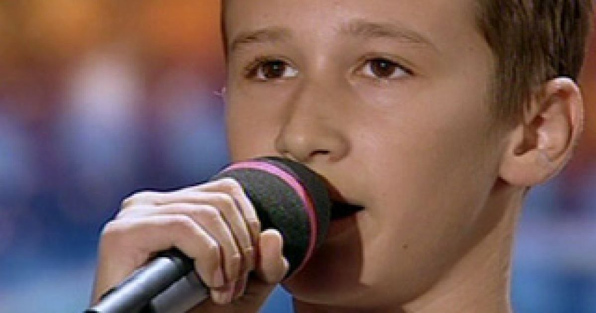 EMOŢIONANT/VIDEO Mihai Teacă, puştiul care a ridicat publicul în