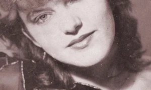 1985  Angela a fost  una dintre cele mai  frumoase soliste jpeg