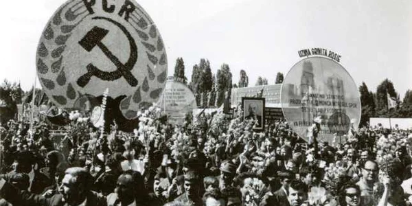 1 mai ziua muncii comunism Bucuresti 1 mai 1968 Fototeca online a comunismului românesc